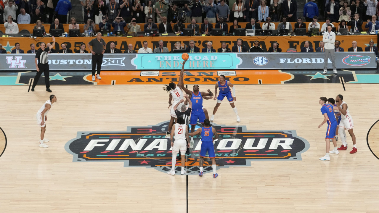 Many Quarters in College Basketball